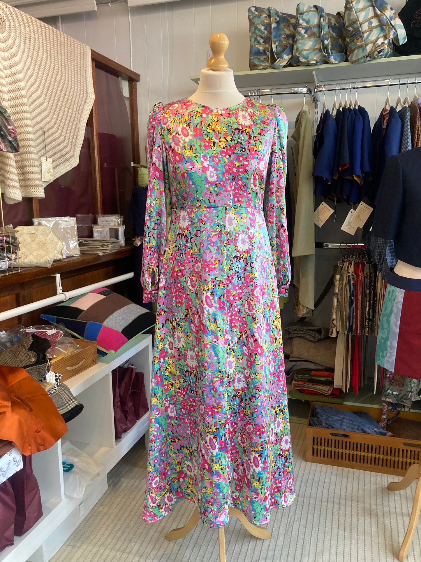 Dresses made to measure