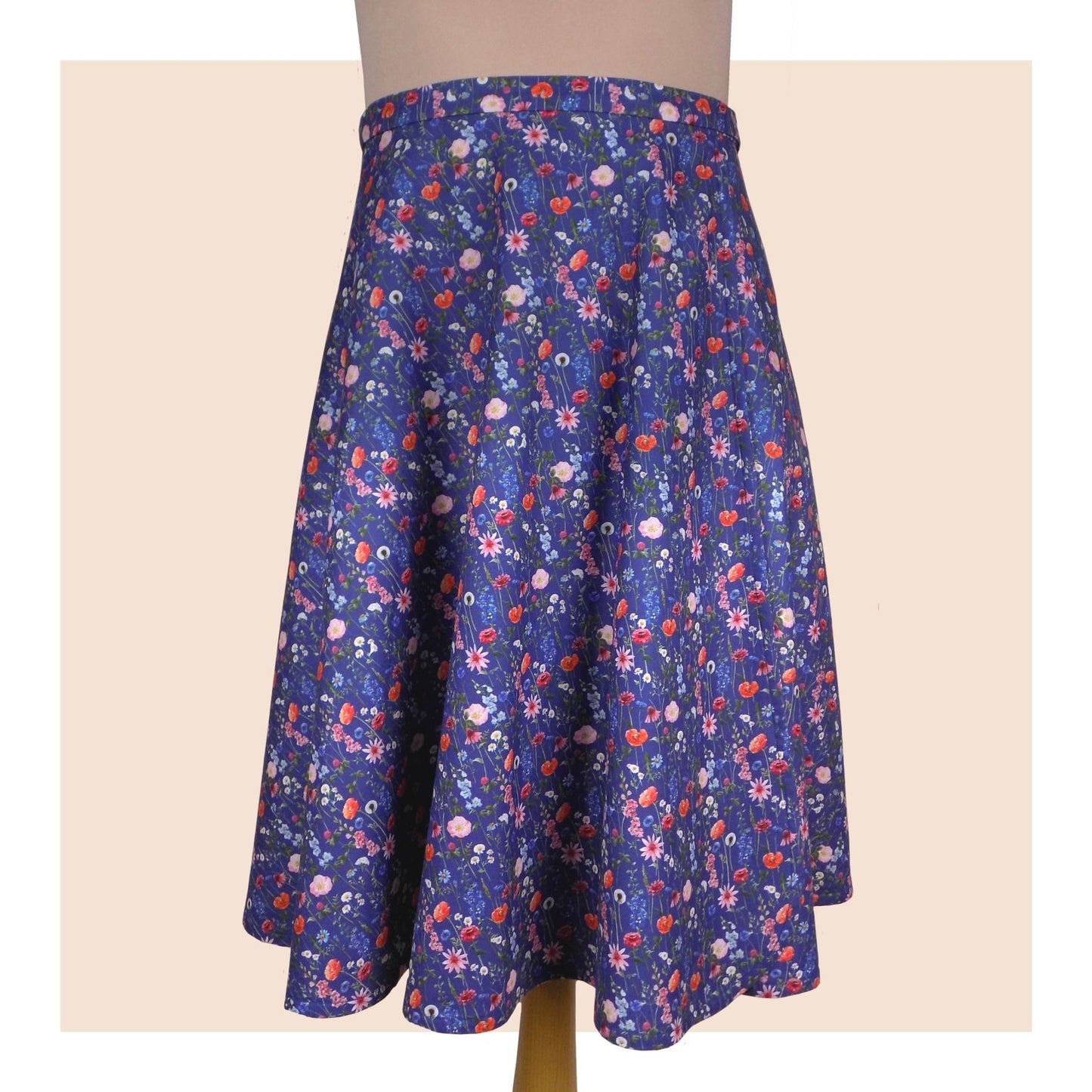 Cotton wrap skirt - Meadow on navy