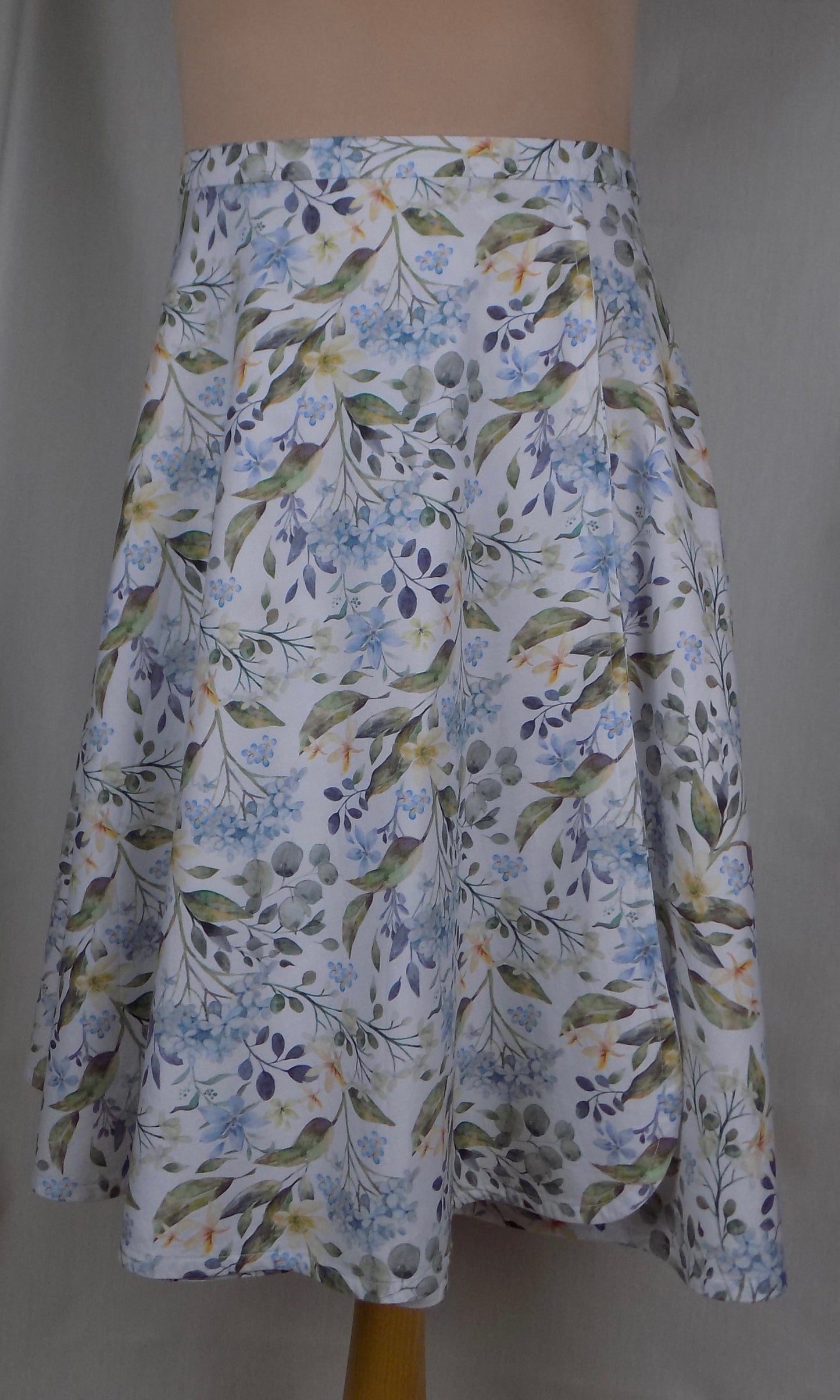 Cotton wrap skirt - Hydrangea on white
