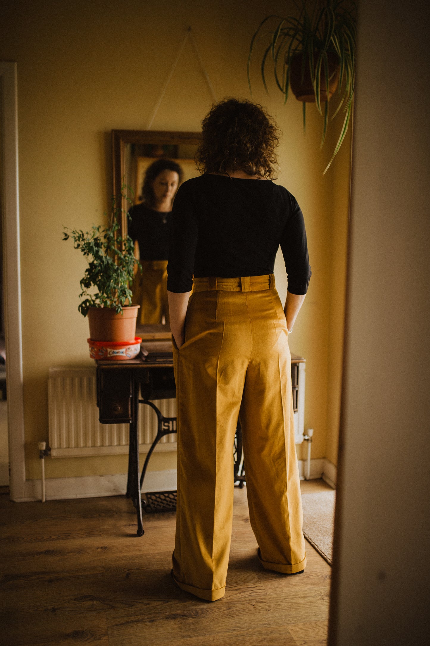 Velvet trousers