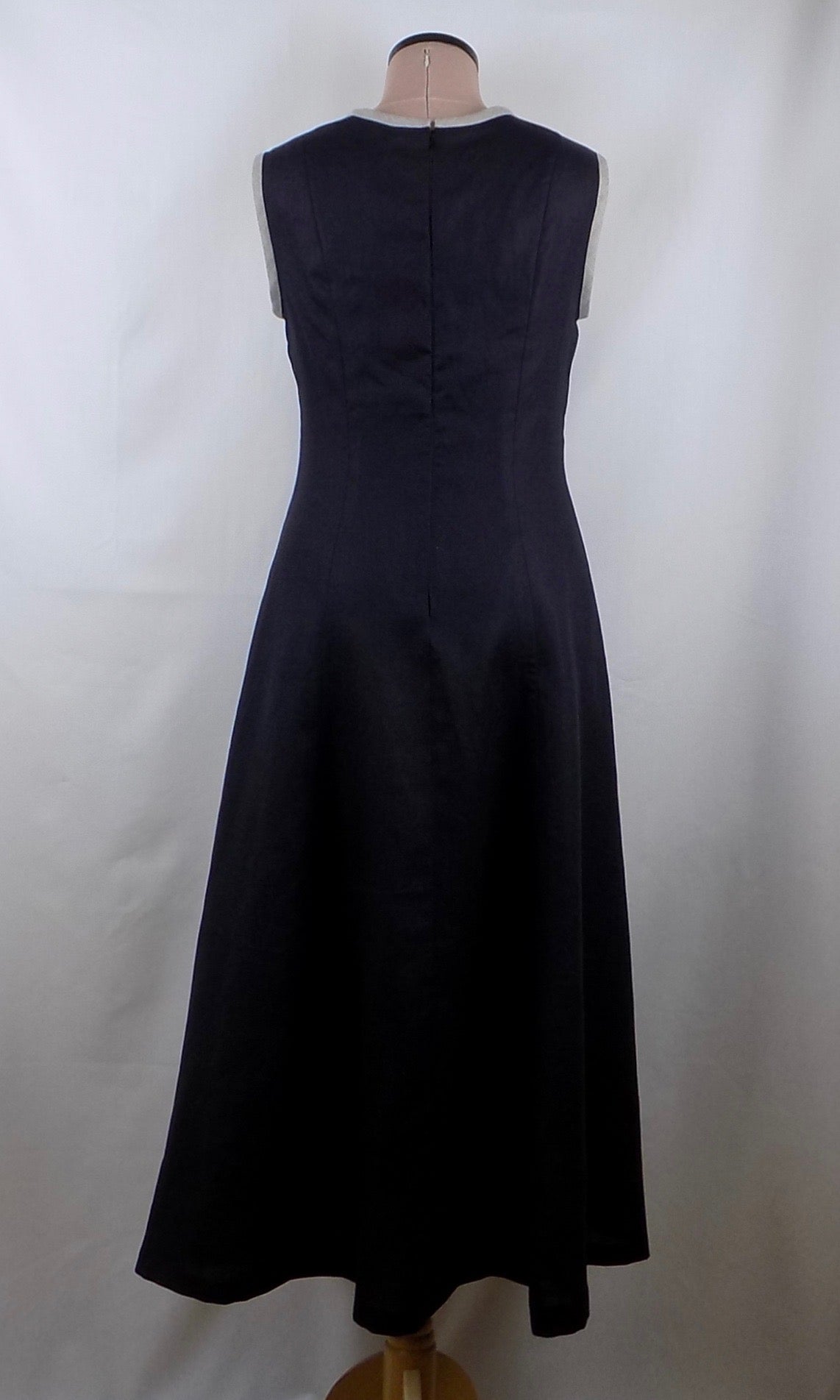 Linen dress - black